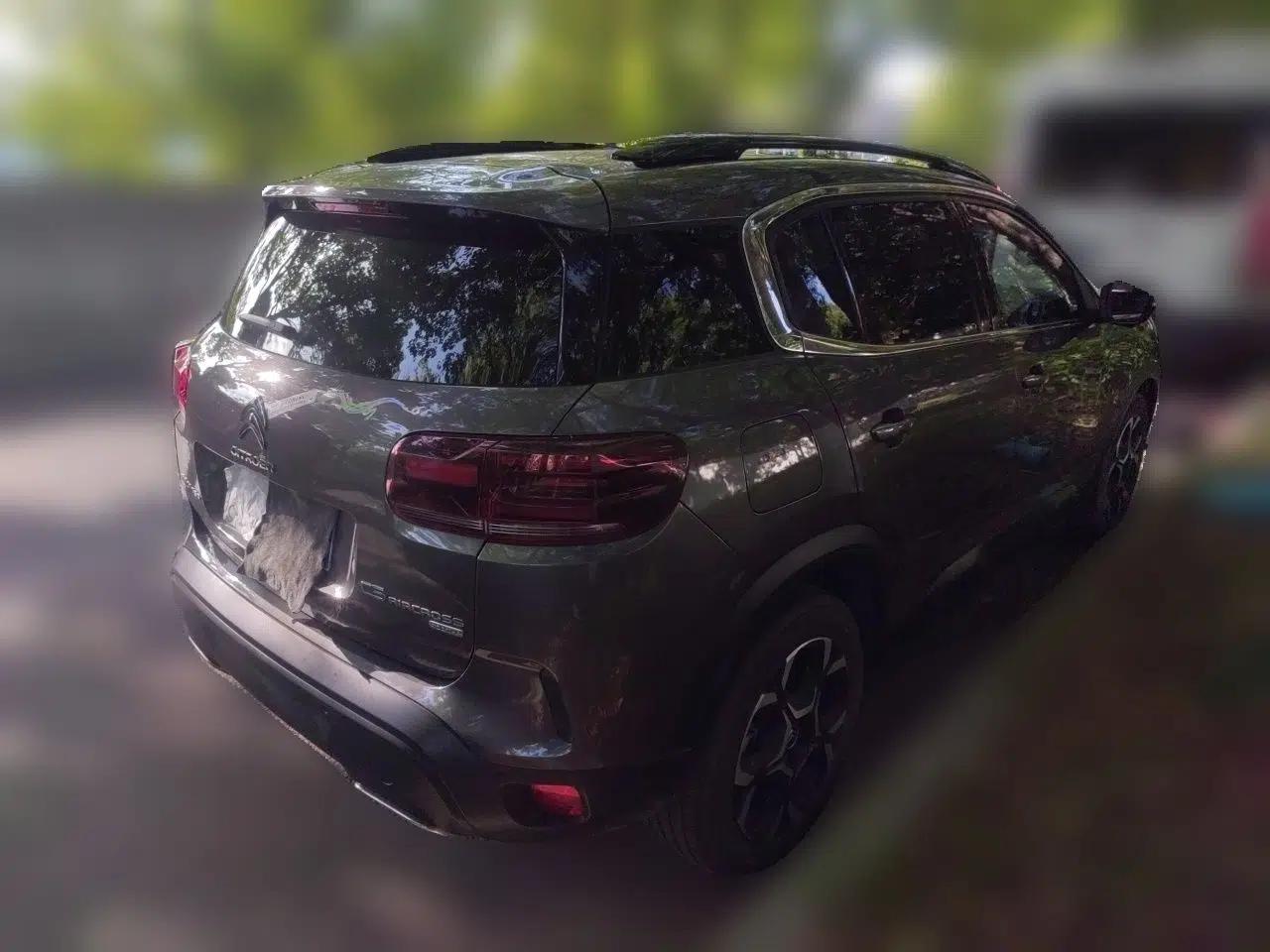 Citroen C5 AIRCROSS 2022 400THP Co-Creation Edition — миниатюра 6