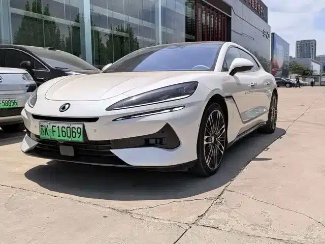 Denza Z9 GT 2024 1100 AWD Ultra First Edition