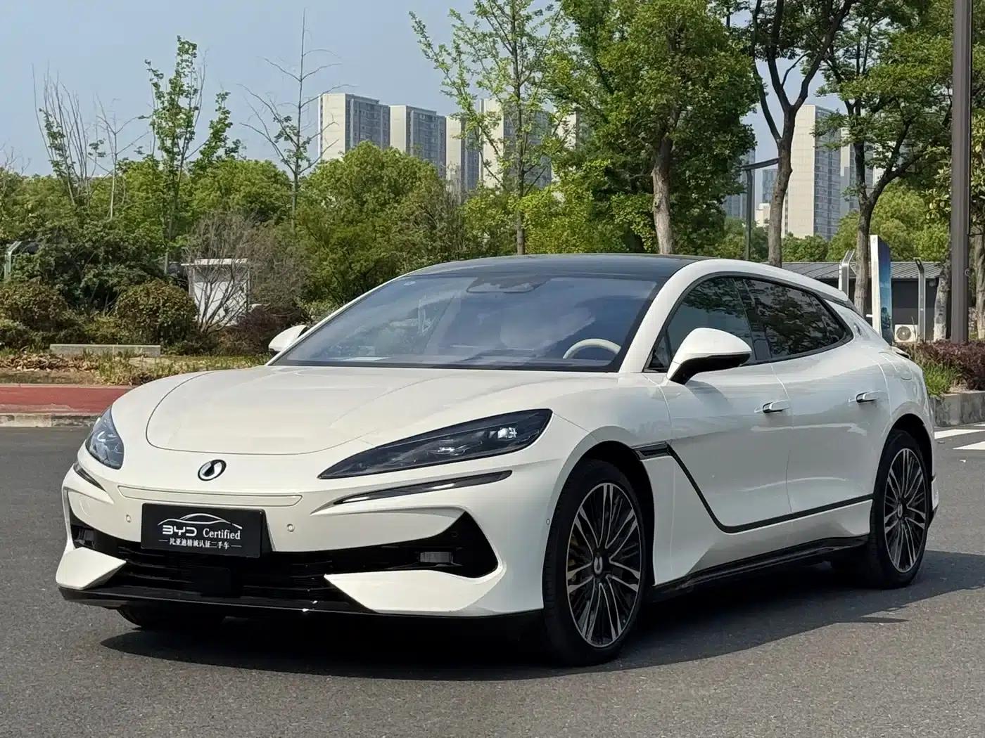 Denza Z9 GT 2024 1100 AWD Ultra Edition — миниатюра 1