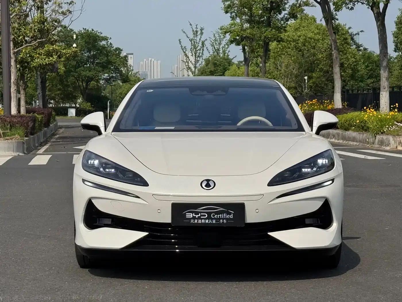 Denza Z9 GT 2024 1100 AWD Ultra Edition — миниатюра 2