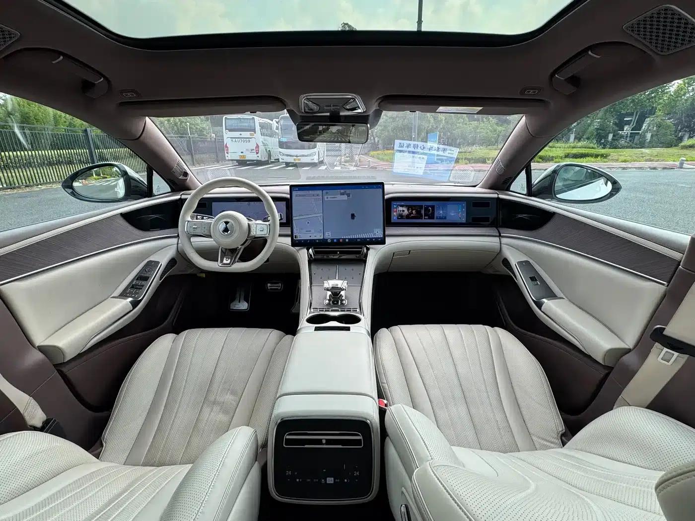 Denza Z9 GT 2024 1100 AWD Ultra Edition — миниатюра 4