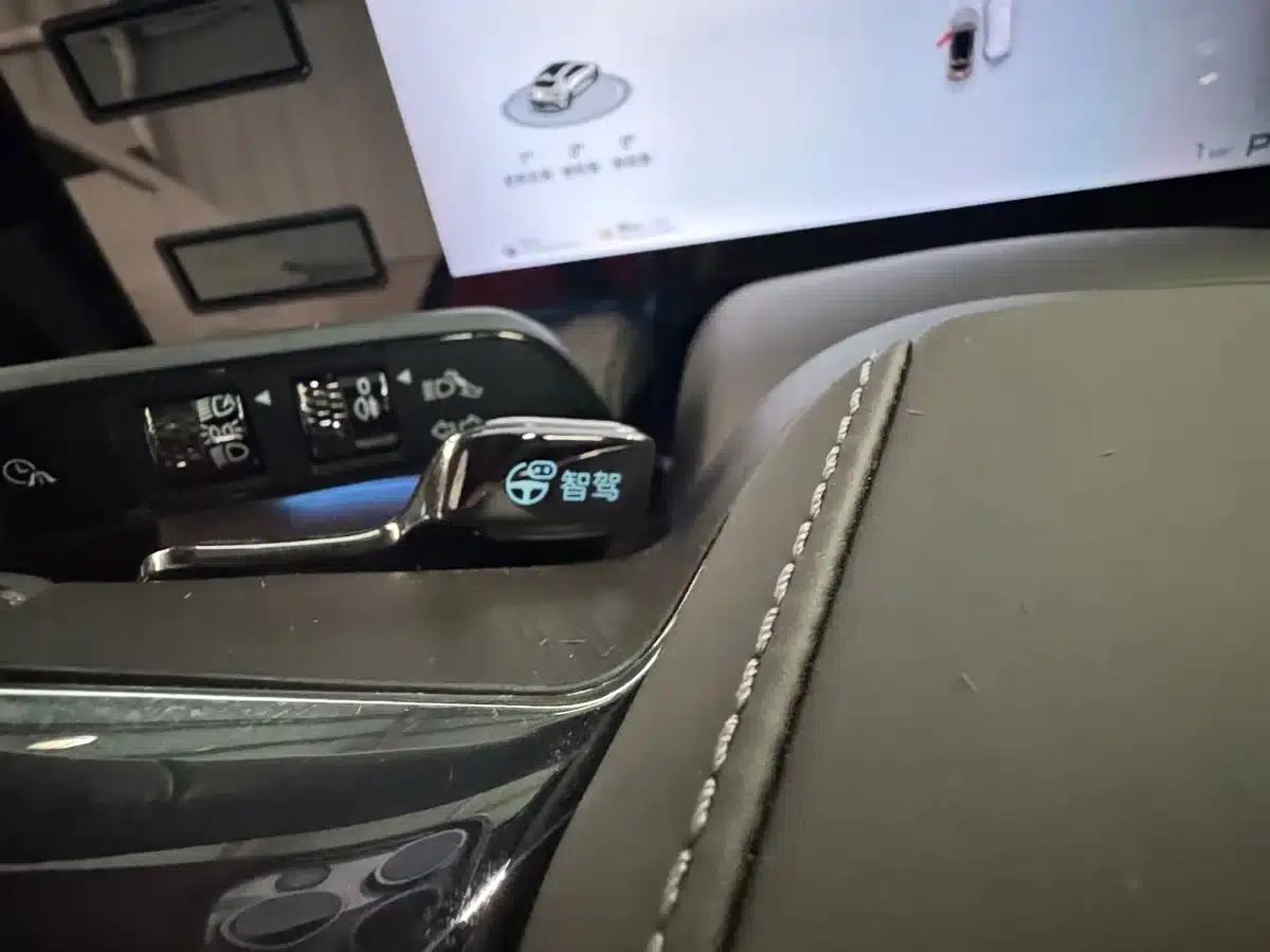 Denza Z9 GT 2024 1100 AWD Pro Edition — миниатюра 21