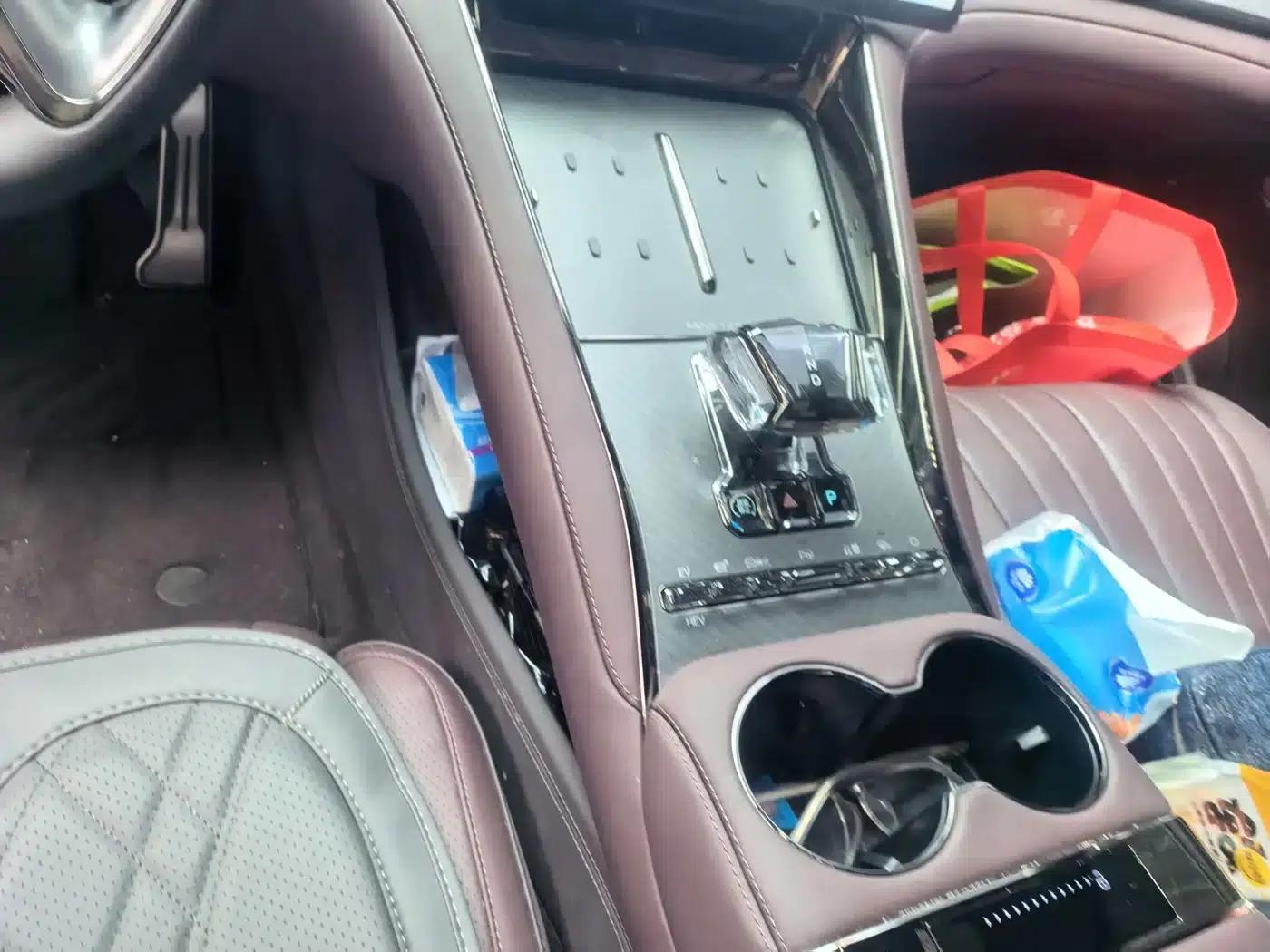 Denza Z9 GT 2024 1100 AWD Pro Edition — миниатюра 8