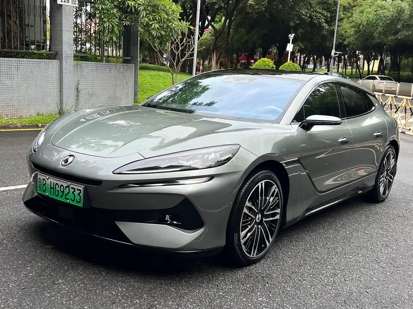 Denza Z9 GT 2024 1100 AWD Ultra Edition — миниатюра 1