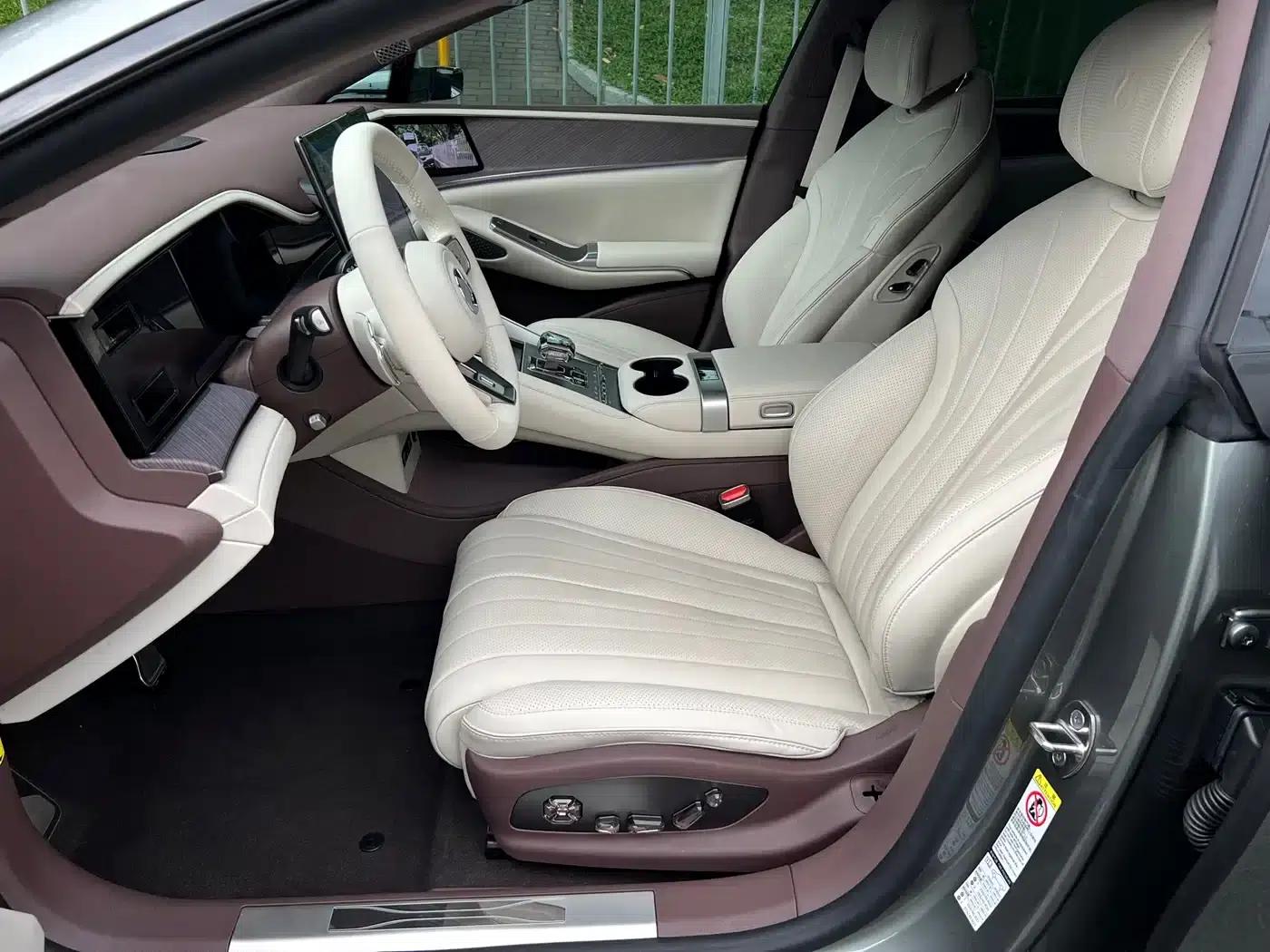 Denza Z9 GT 2024 1100 AWD Ultra Edition — миниатюра 6