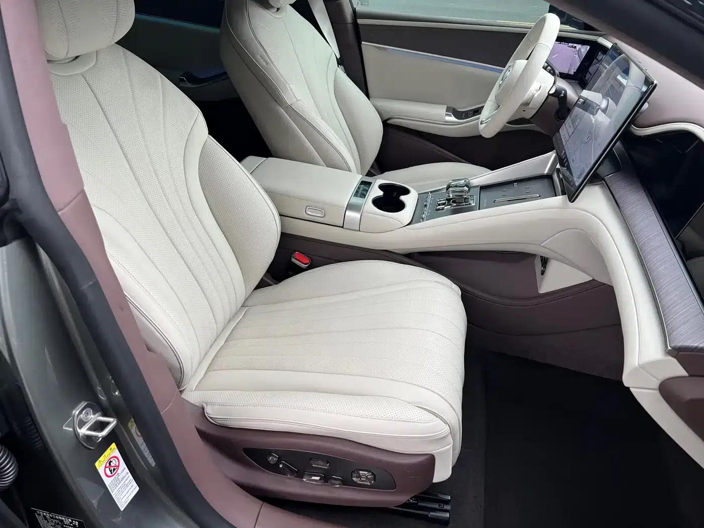 Denza Z9 GT 2024 1100 AWD Ultra Edition — миниатюра 10