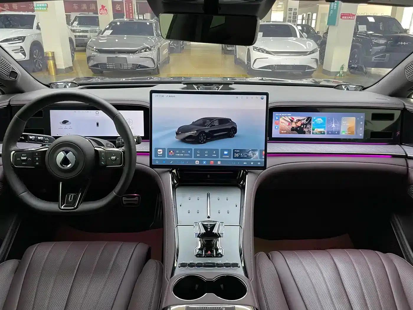 Denza Z9 GT 2024 1100 AWD Max Edition — миниатюра 6