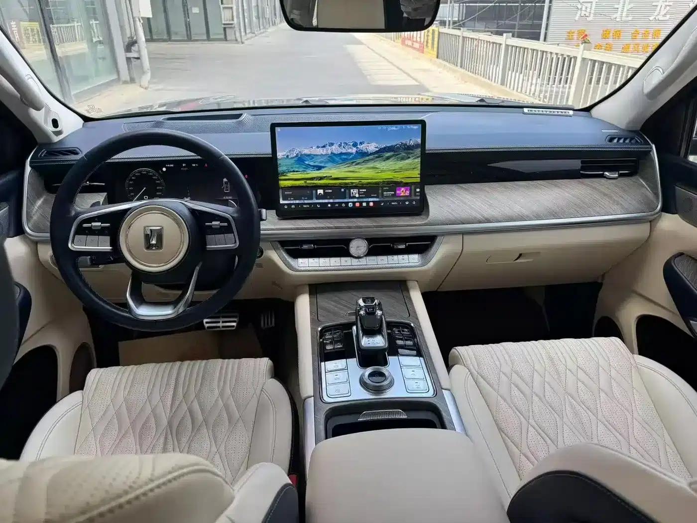 Tank 500 2022 3.0T Business Edition, 5-seater — миниатюра 8