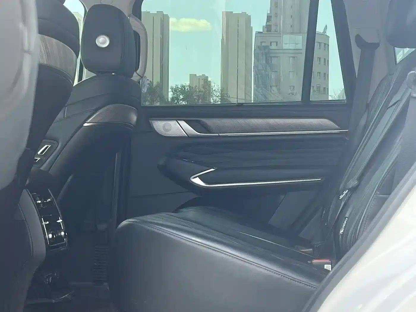 Tank 500 2022 3.0T Sport Edition (7-seater) — миниатюра 6