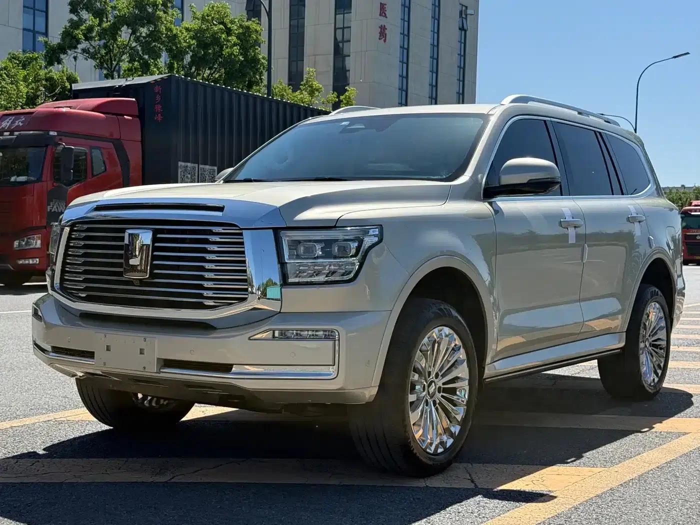 Tank 500 2022 3.0T Business Edition, 5-seater — миниатюра 1