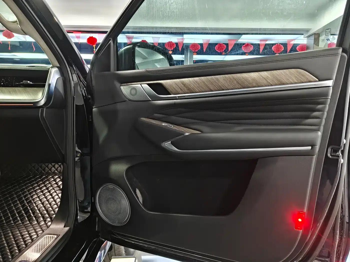 Tank 500 2022 3.0T Sport Edition (5-seater) — миниатюра 10