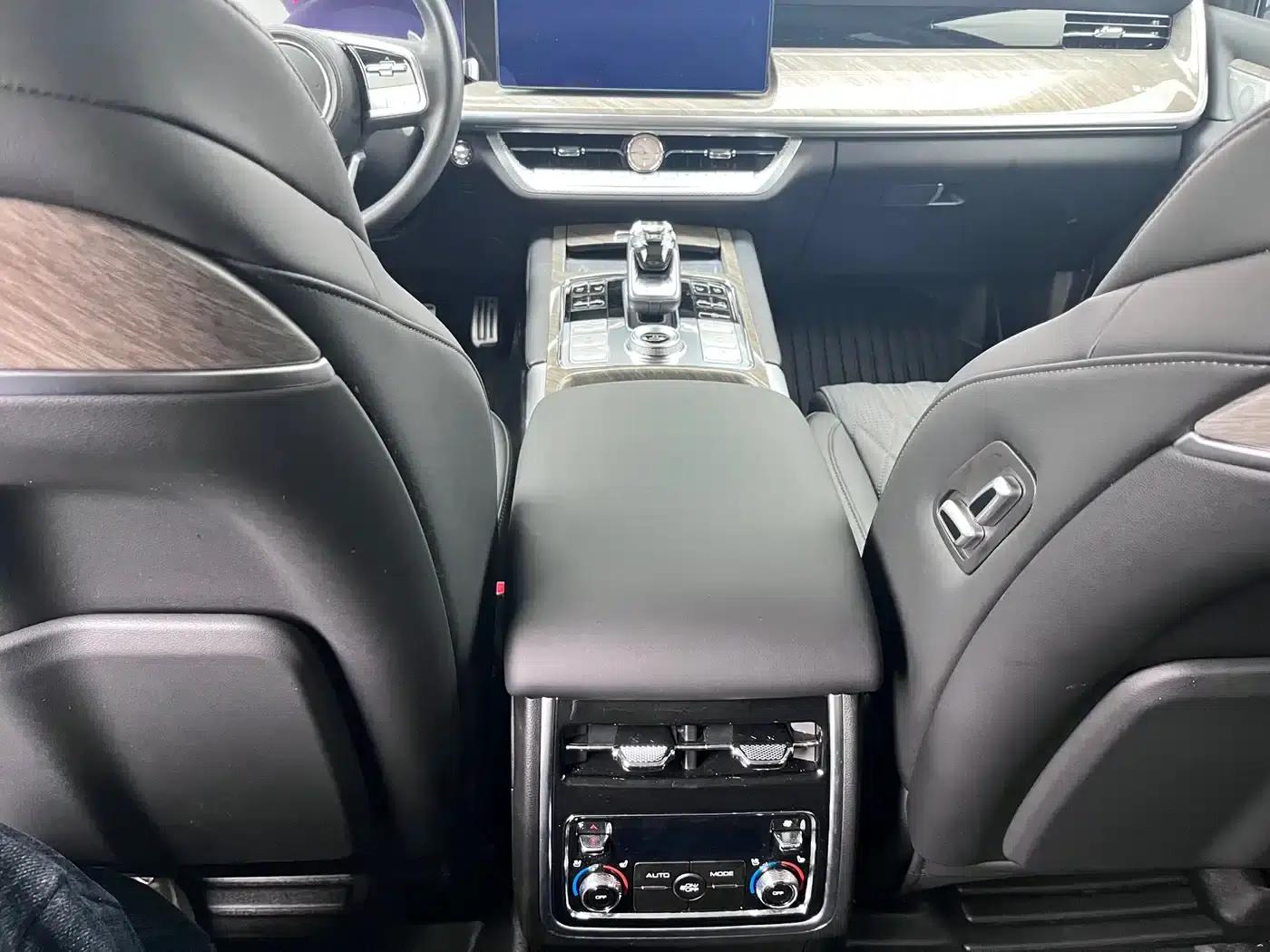 Tank 500 2022 3.0T Sport Edition (5-seater) — миниатюра 10