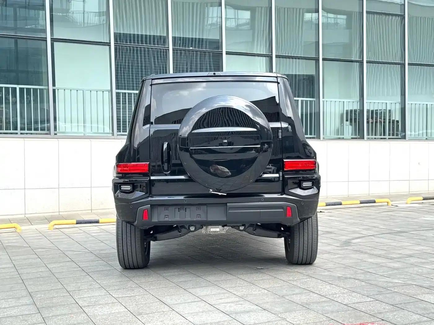 Tank 700 New Energy 2024 Hi4-T Extreme Edition — миниатюра 14