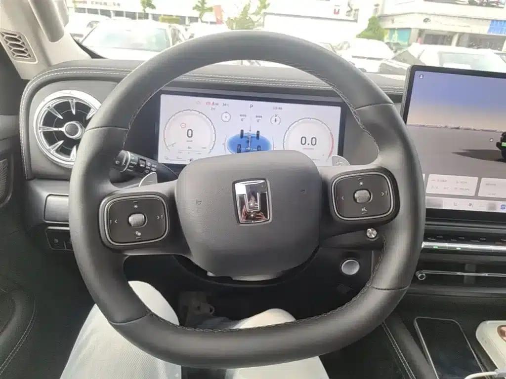 Tank 300 New Energy 2025 Hi4-T 37.1kWh — миниатюра 11