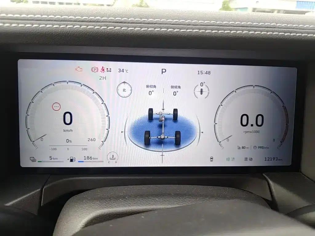Tank 300 New Energy 2025 Hi4-T 37.1kWh — миниатюра 12