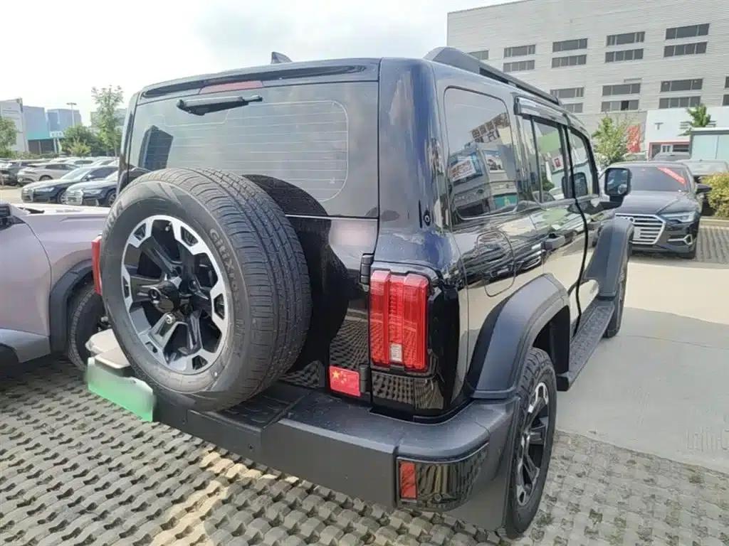 Tank 300 New Energy 2025 Hi4-T 37.1kWh — миниатюра 7
