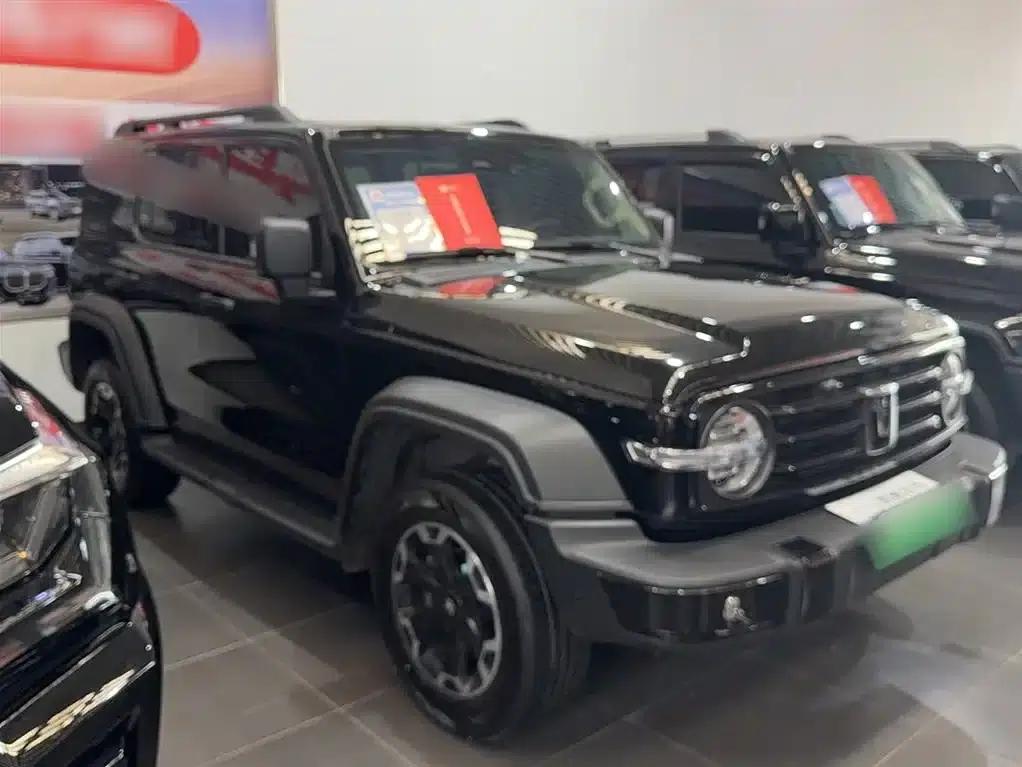 Tank 300 New Energy 2025 Hi4-T 37.1kWh — миниатюра 8