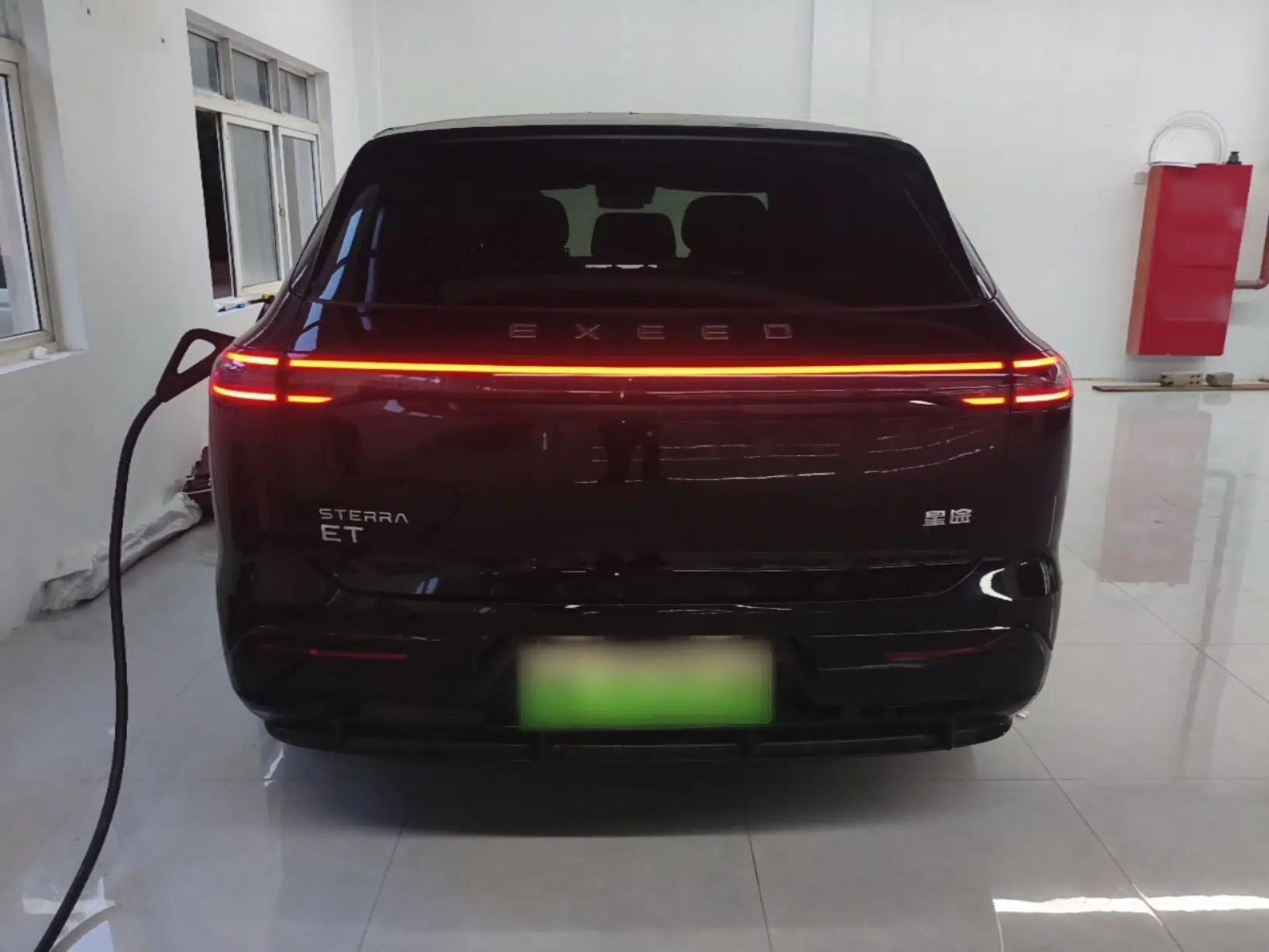 EXEED Star Era ET 2024 Extended-Range 240 Ultra All-Wheel Drive — миниатюра 5