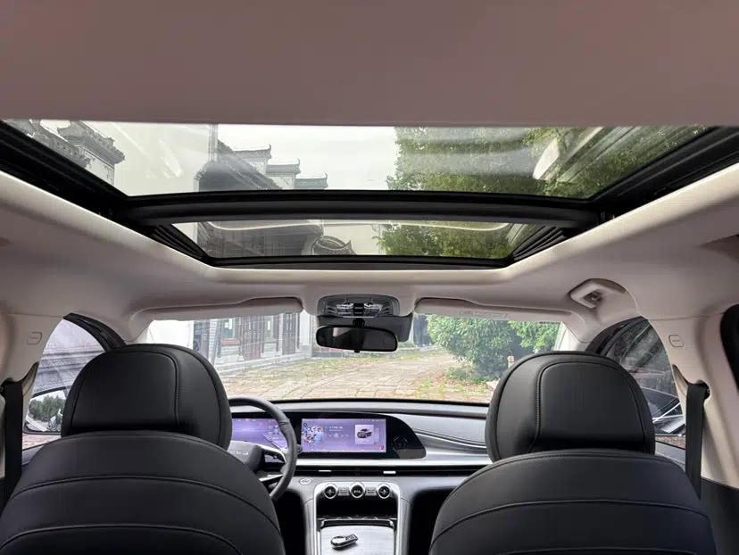 EXEED Lingyun 2025 300T Two-Wheel Drive Starry Edition — миниатюра 16