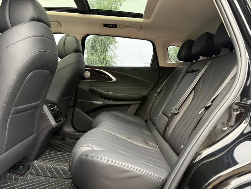 EXEED Lingyun 2025 300T Two-Wheel Drive Starry Edition — миниатюра 20