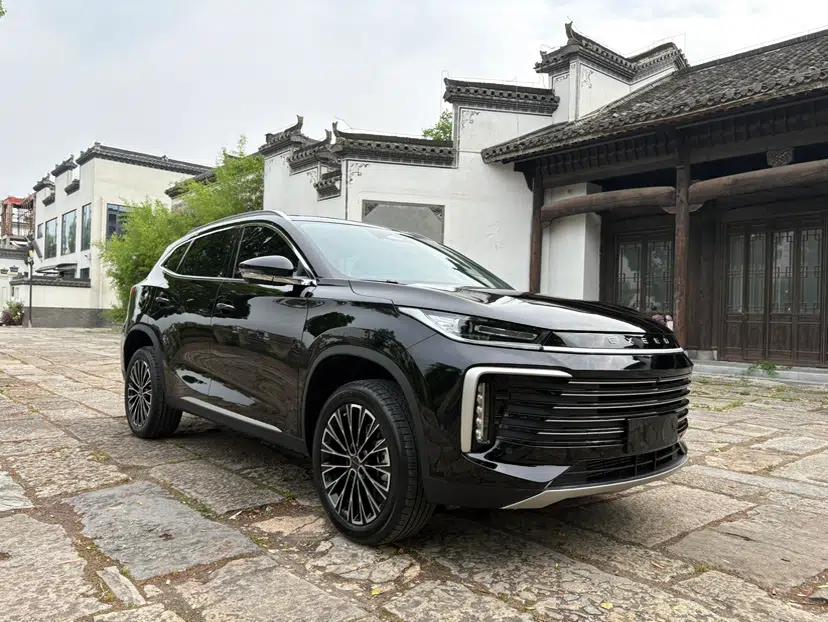EXEED Lingyun 2025 300T Two-Wheel Drive Starry Edition — миниатюра 9