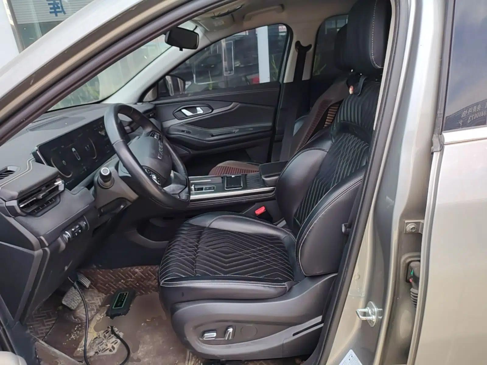 EXEED Lingyun 2023 300T Two-Wheel Drive Starry Edition — миниатюра 18