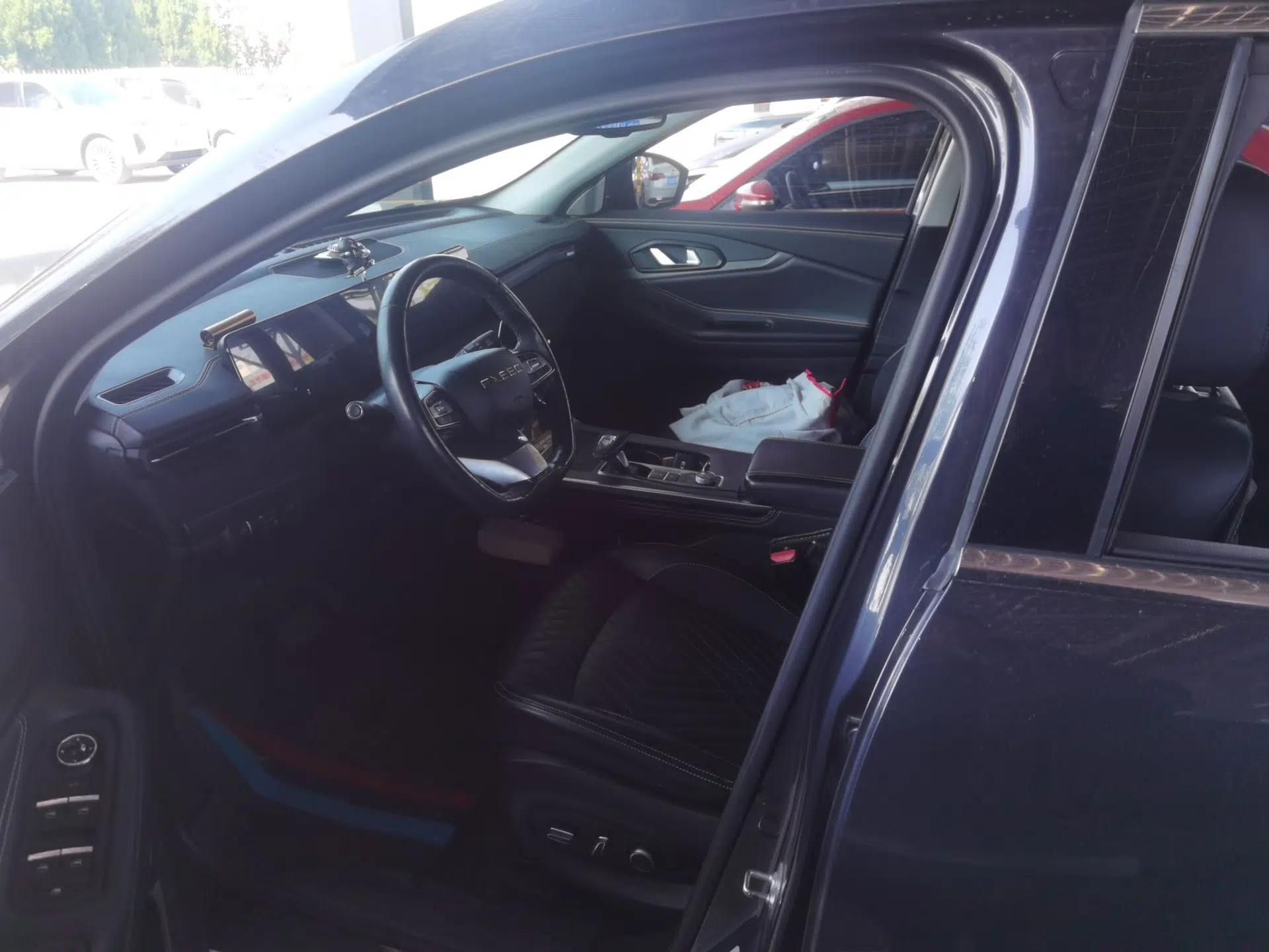 EXEED Lingyun 2023 400T Four-Wheel Drive Star Prestige Edition — миниатюра 16