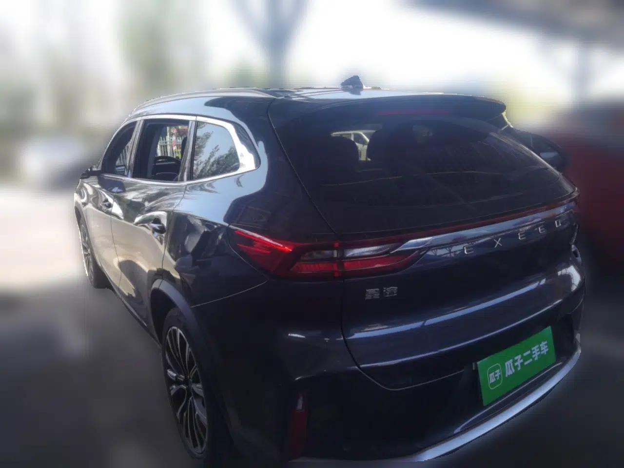 EXEED Lingyun 2023 400T Four-Wheel Drive Star Prestige Edition — миниатюра 4