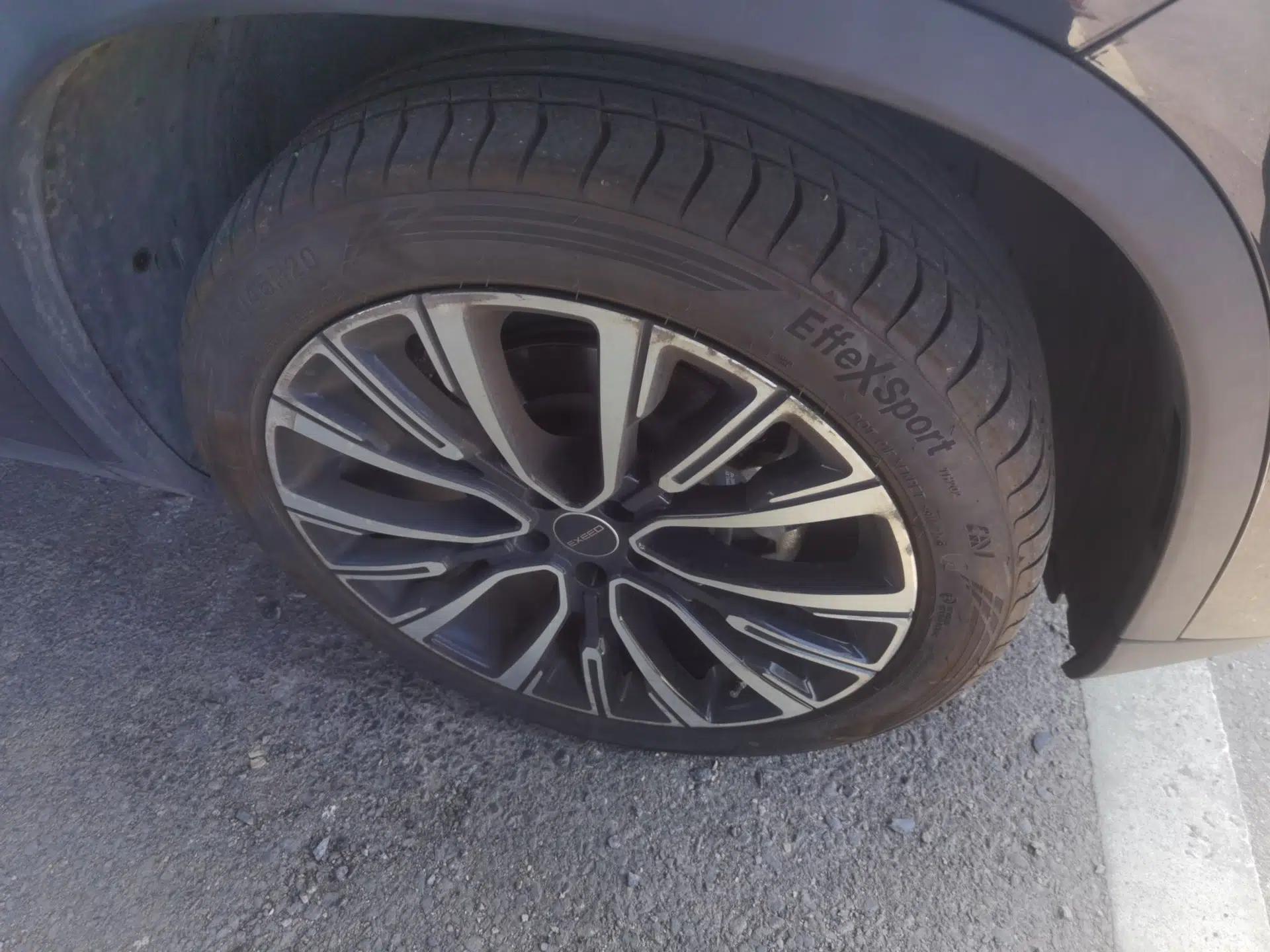 EXEED Lingyun 2023 400T Four-Wheel Drive Star Prestige Edition — миниатюра 8