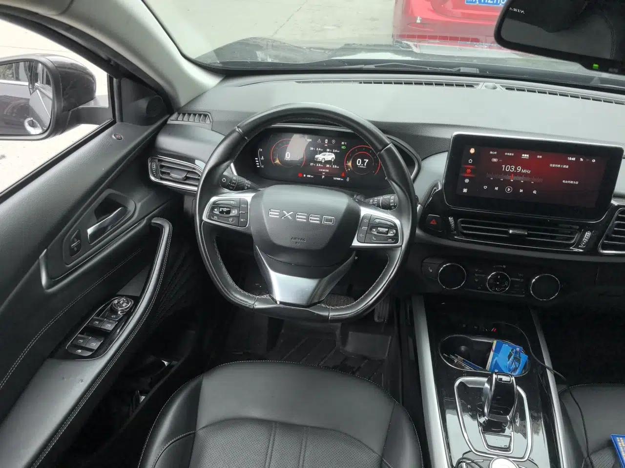 EXEED Lingyun 2019 1.6T Two-Wheel Drive Diamond Edition — миниатюра 11