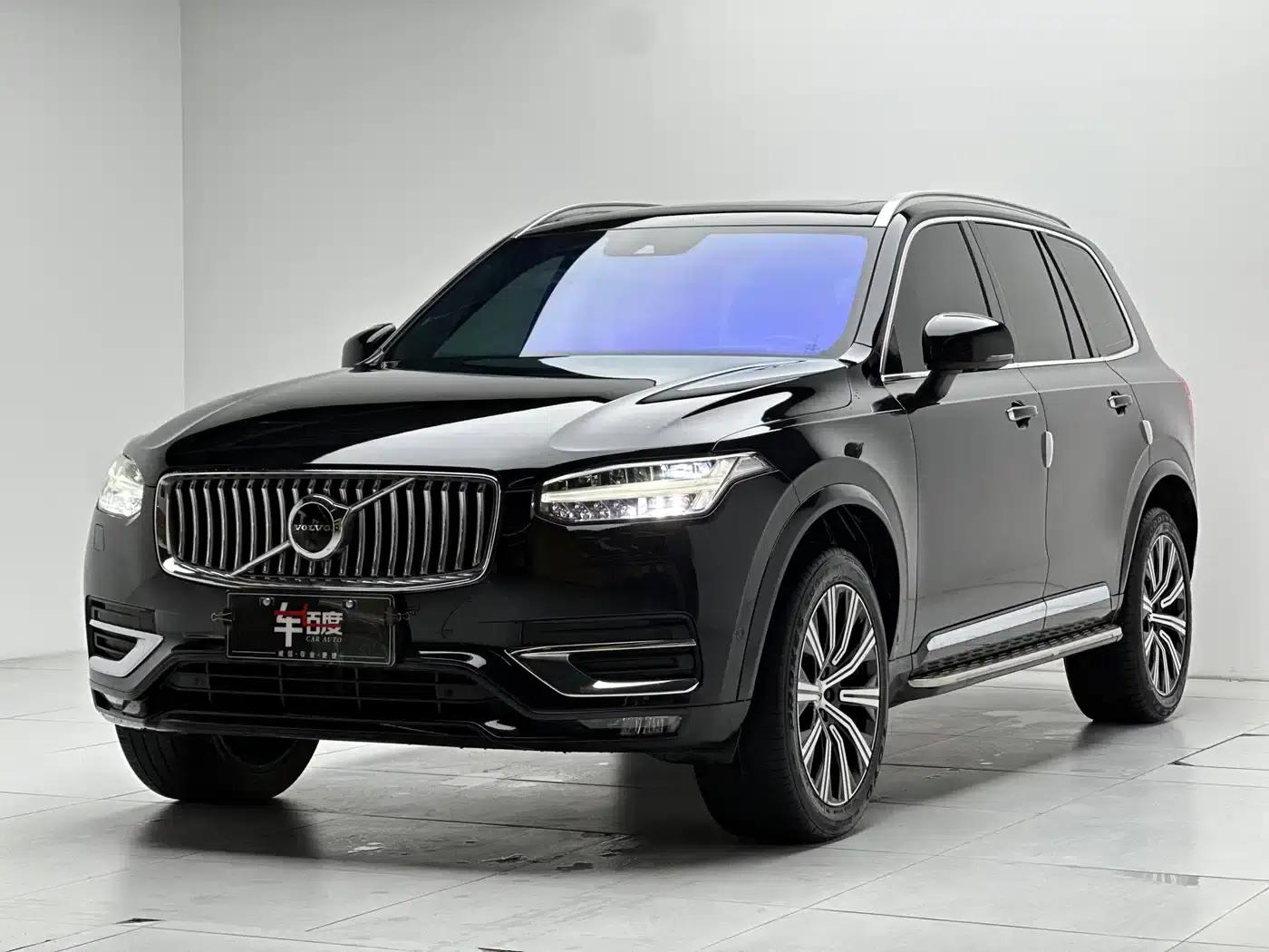 2021 Volvo XC90 B6 Inscription Luxury Edition 7-seater — миниатюра 1