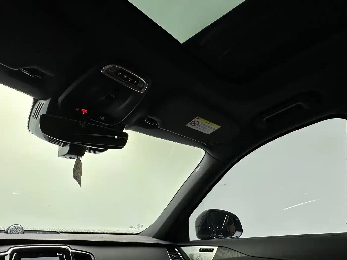 2021 Volvo XC90 B6 Inscription Luxury Edition 7-seater — миниатюра 16