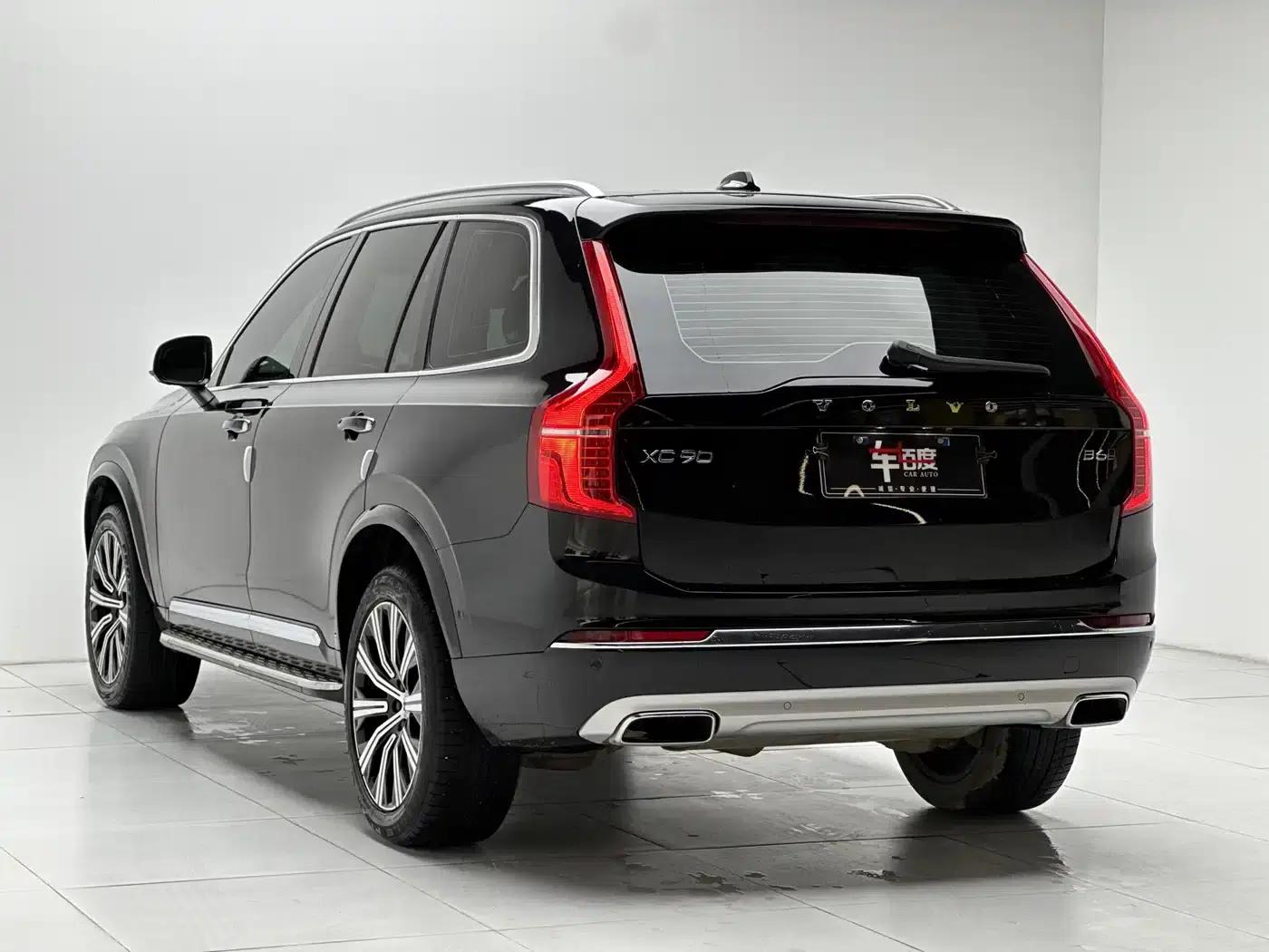 2021 Volvo XC90 B6 Inscription Luxury Edition 7-seater — миниатюра 6