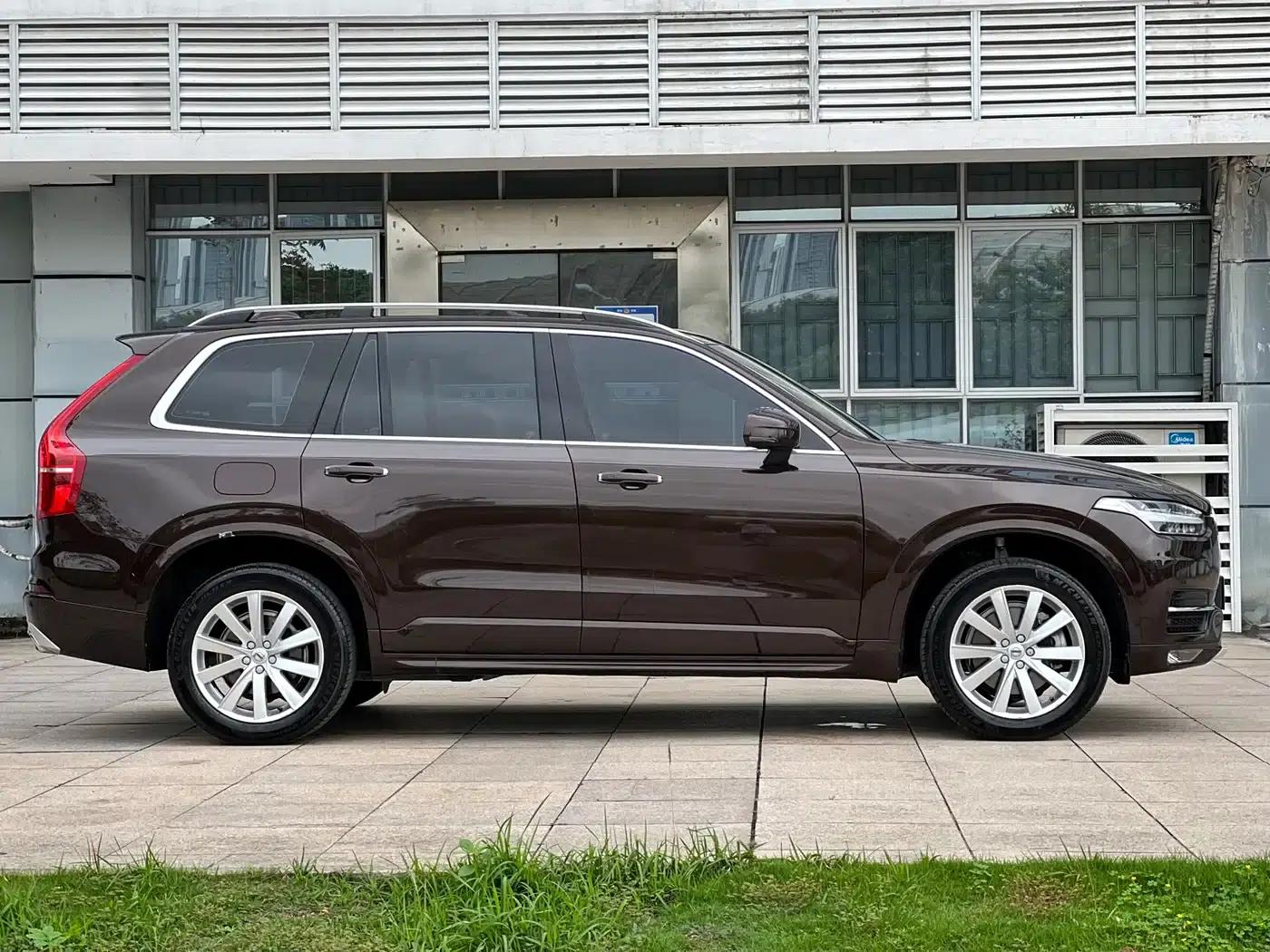 2018 Volvo XC90 T6 Smart Edition 7-seater — миниатюра 4