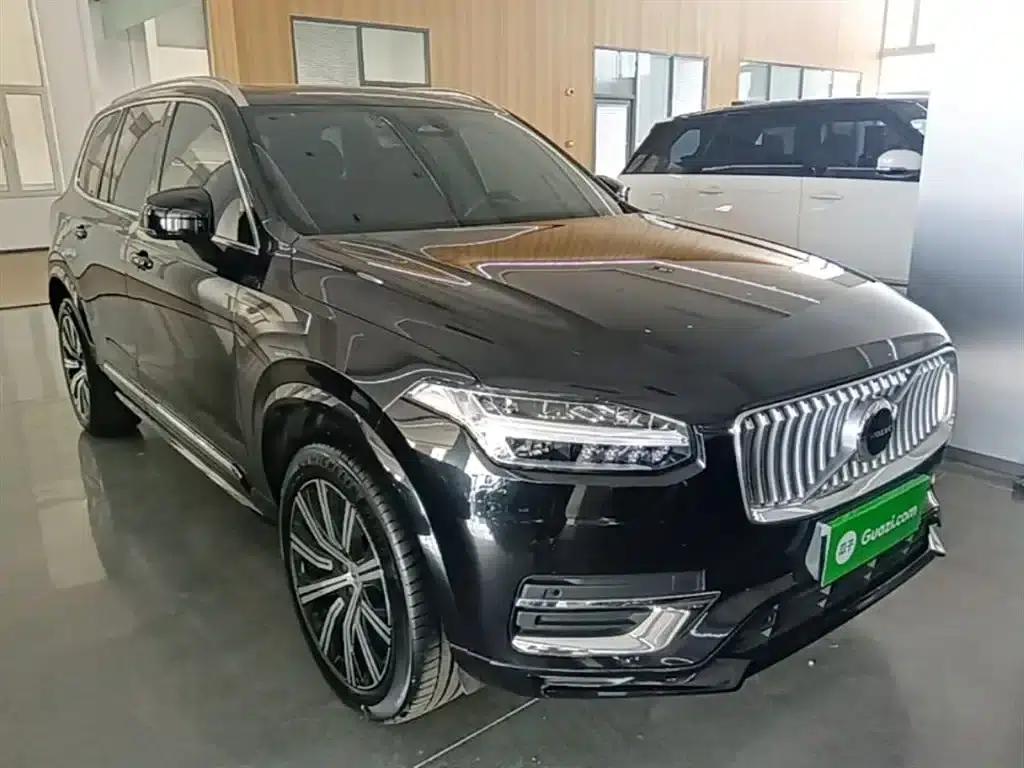 2024 Volvo XC90 B6 Inscription Luxury Edition 7-seater — миниатюра 4