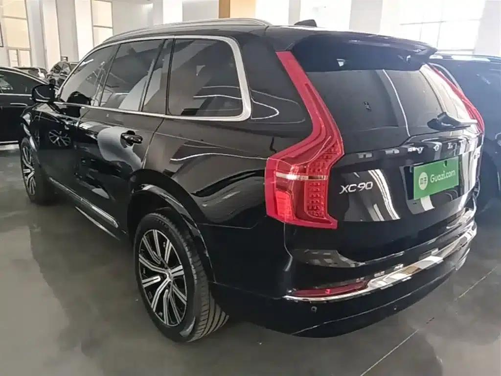 2024 Volvo XC90 B6 Inscription Luxury Edition 7-seater — миниатюра 5