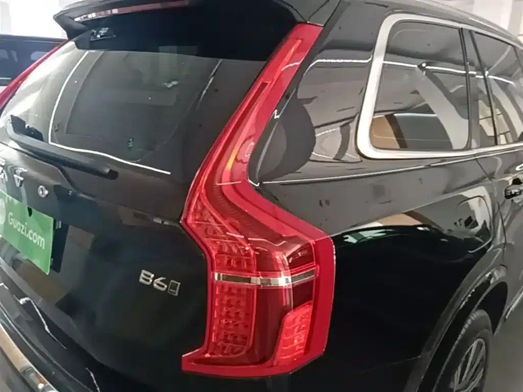 2024 Volvo XC90 B6 Inscription Luxury Edition 7-seater — миниатюра 8