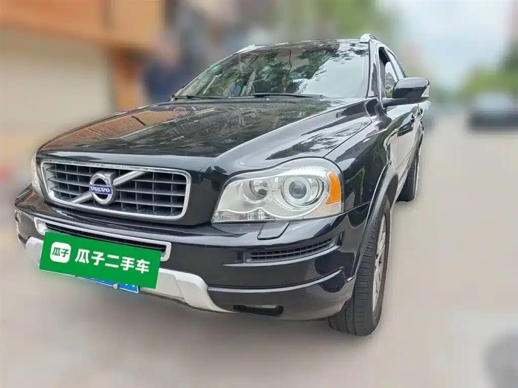 2013 Volvo XC90 2.5T T5 Executive Upgrade Edition — миниатюра 1