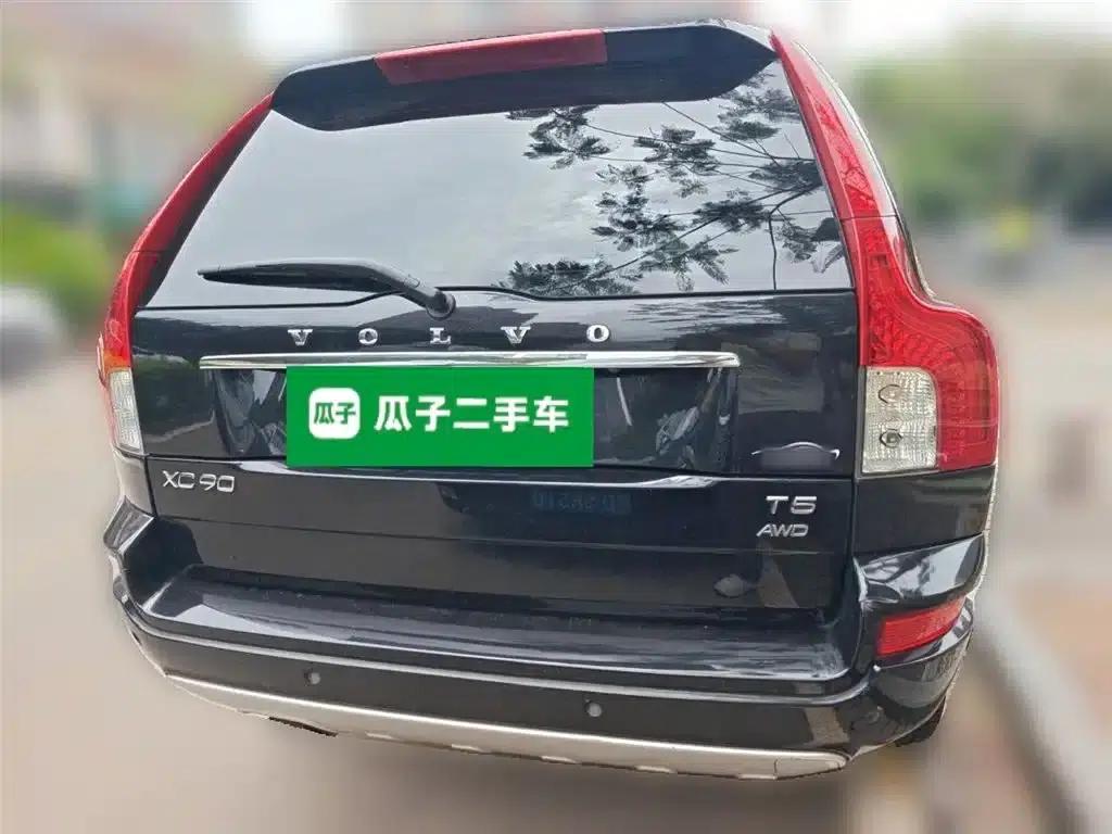 2013 Volvo XC90 2.5T T5 Executive Upgrade Edition — миниатюра 4