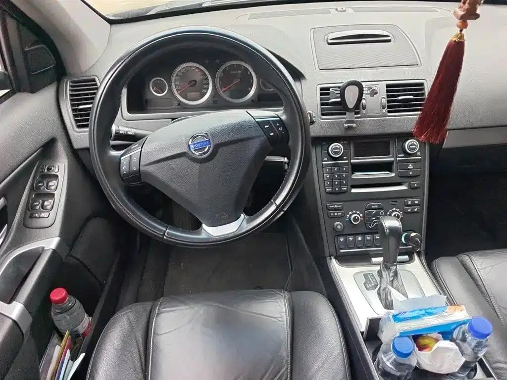 2013 Volvo XC90 2.5T T5 Executive Upgrade Edition — миниатюра 7