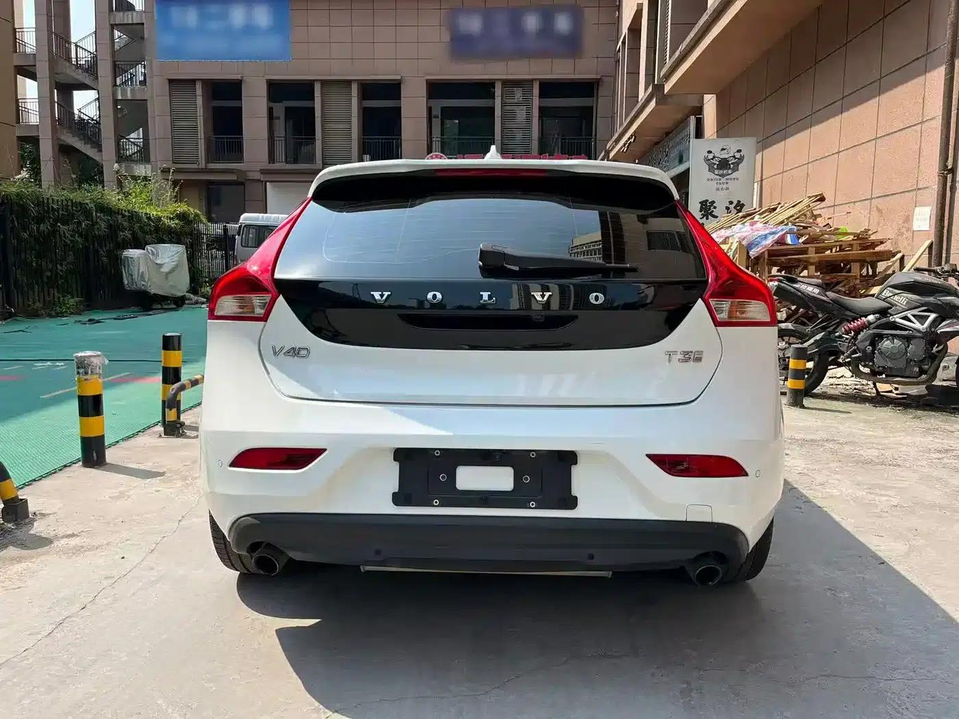 2018 Volvo V40 T3 Smart Edition — миниатюра 5