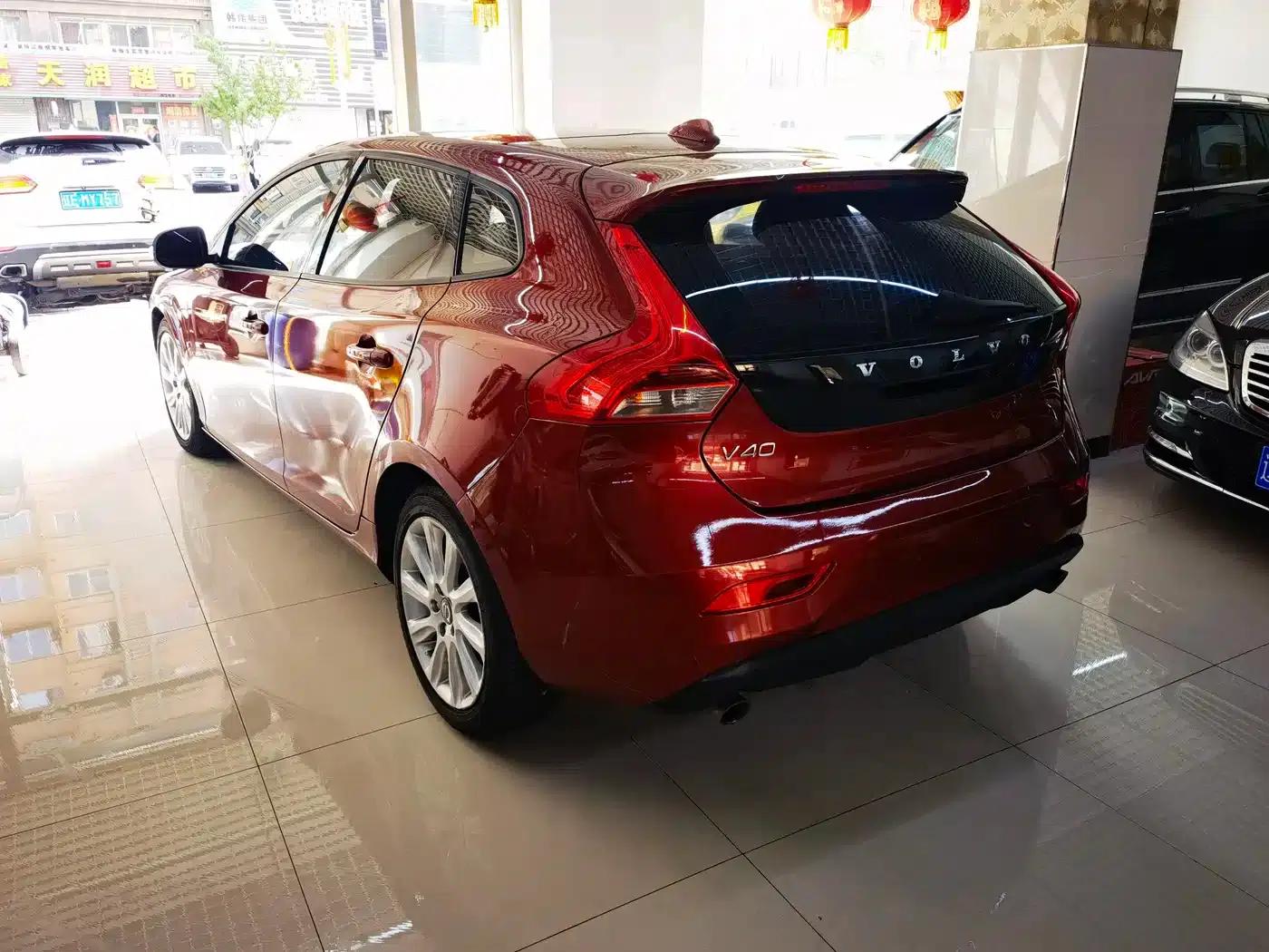 2015 Volvo V40 1.6T Smart Edition — миниатюра 4