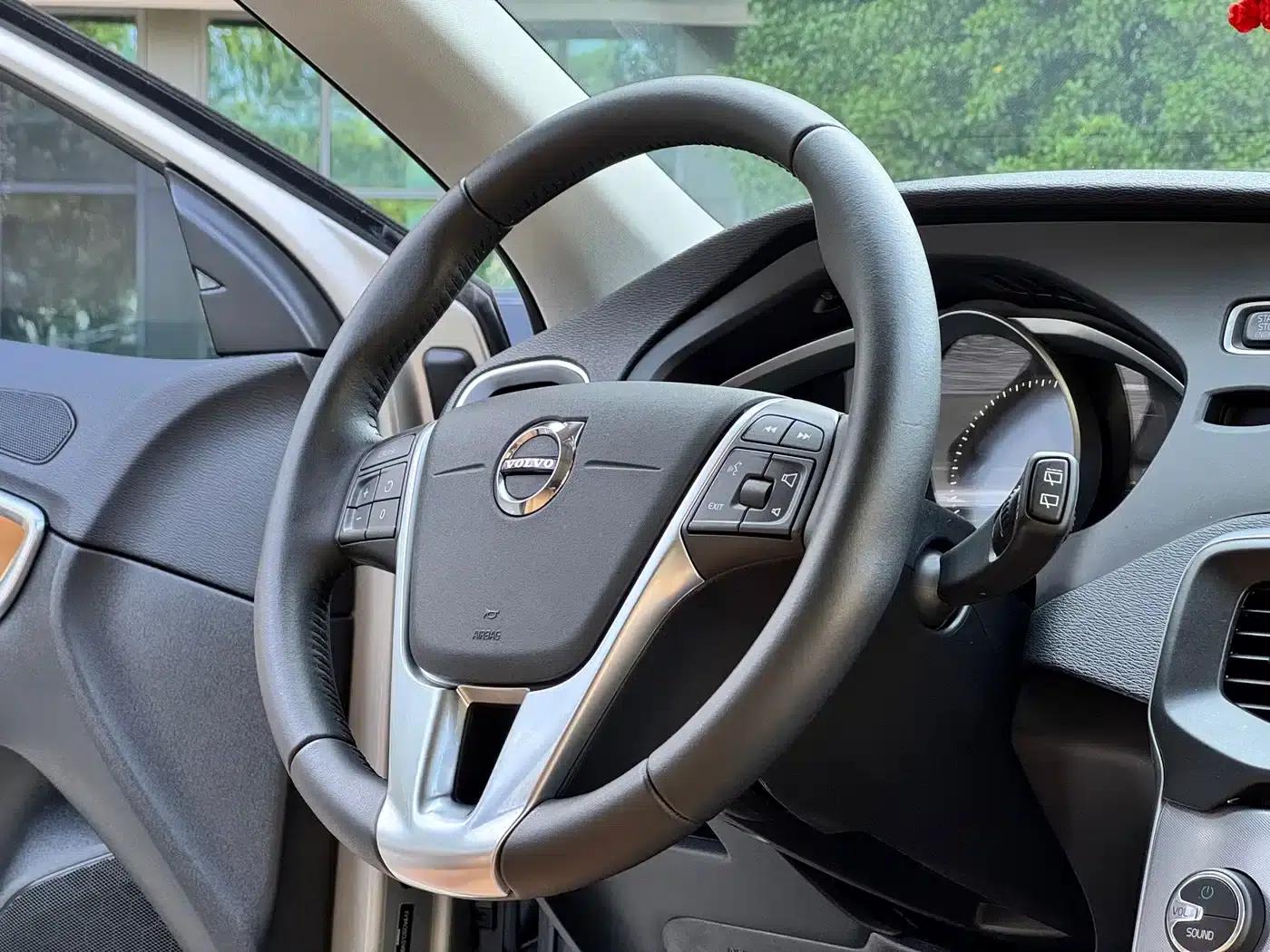 2017 Volvo V40 T3 Smart Edition — миниатюра 13