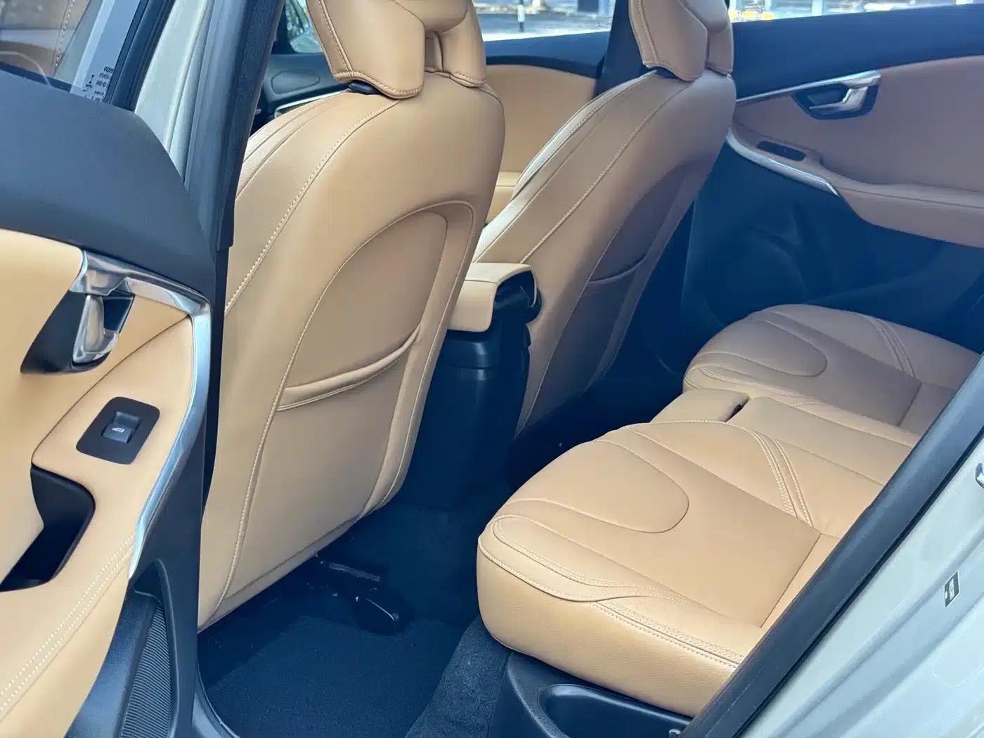 2017 Volvo V40 T3 Smart Edition — миниатюра 9