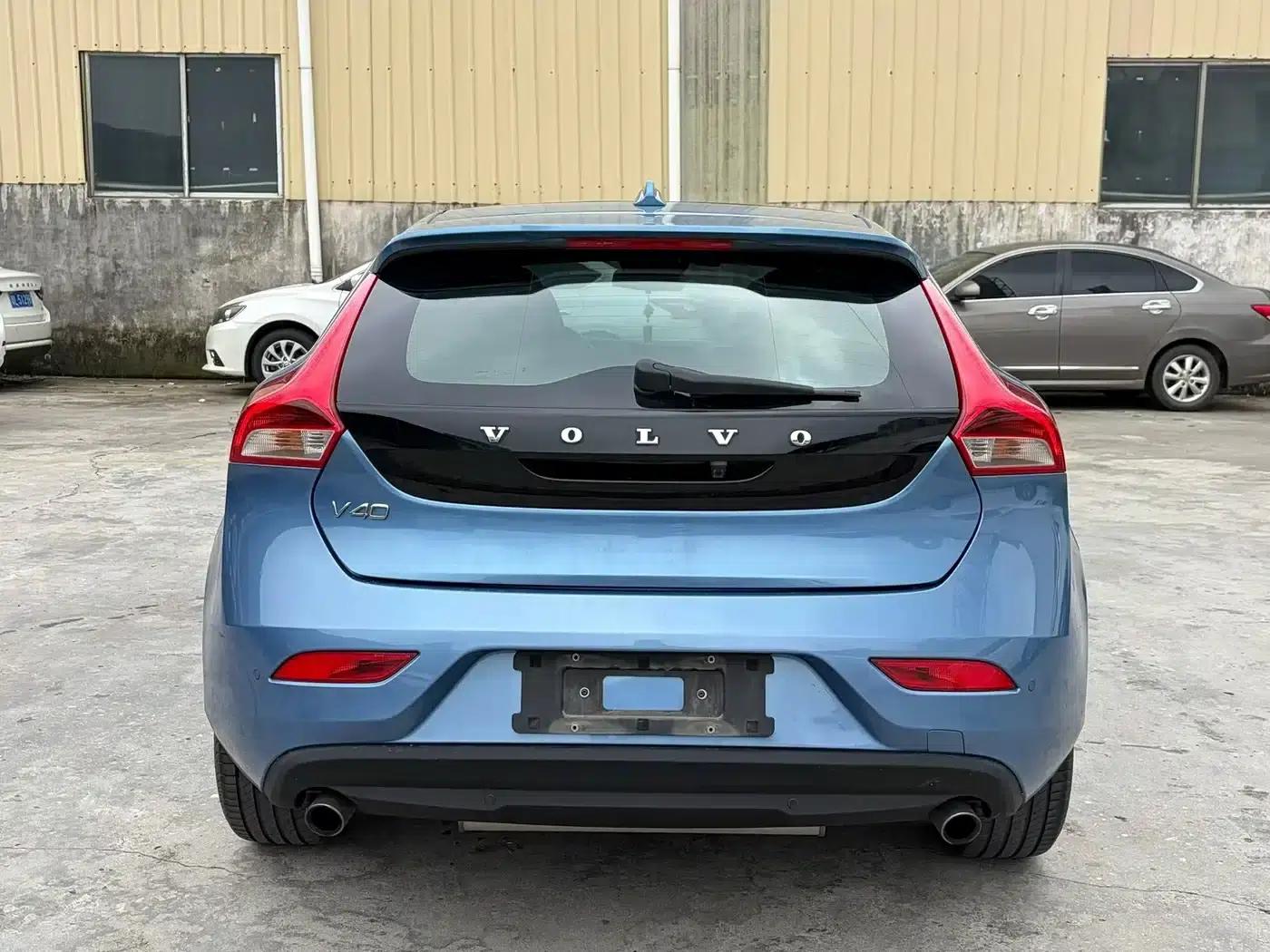 2015 Volvo V40 1.6T Smart Edition — миниатюра 8