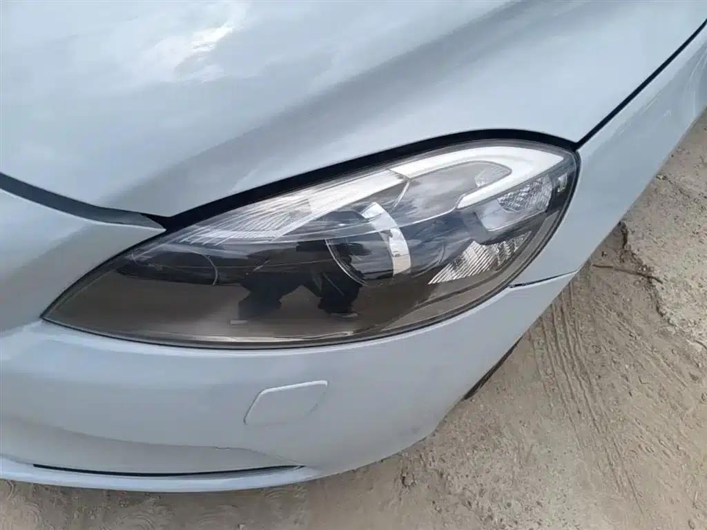 2015 Volvo V40 1.6T Smart Edition — миниатюра 24
