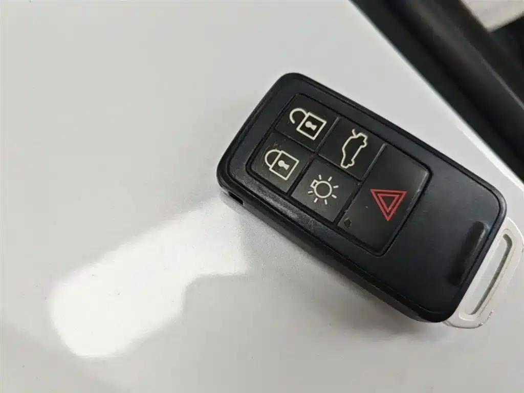 2016 Volvo V40 T3 Smart Edition — миниатюра 9