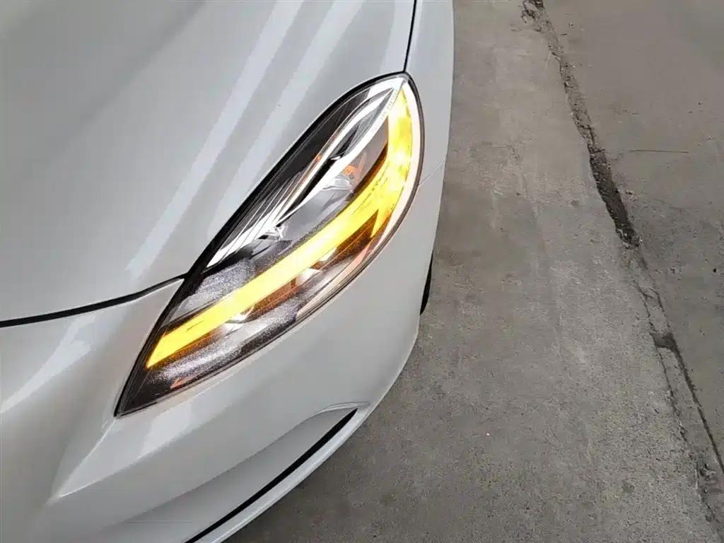 2019 Volvo V40 T3 Smart Edition — миниатюра 24