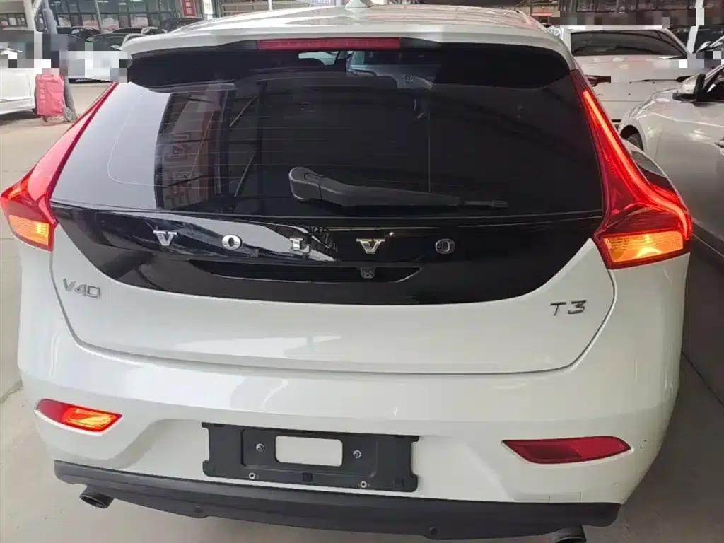 2019 Volvo V40 T3 Smart Edition — миниатюра 6
