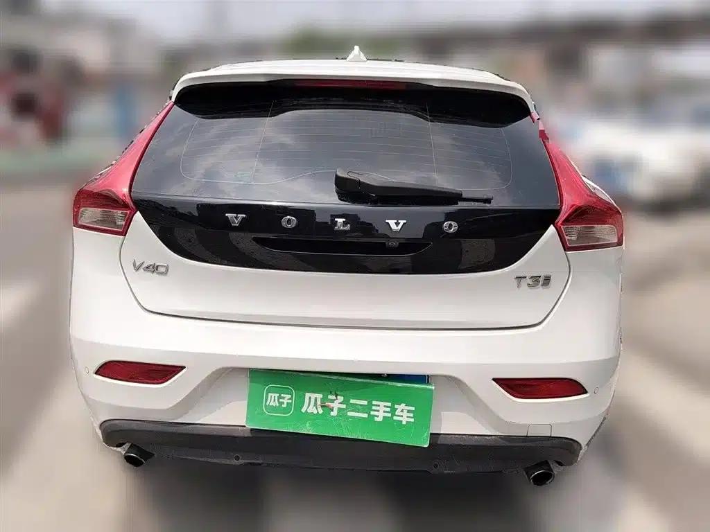 2017 Volvo V40 T3 Smart Edition — миниатюра 4
